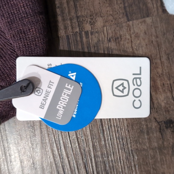 Coal Beanie - Picture 2 of 4